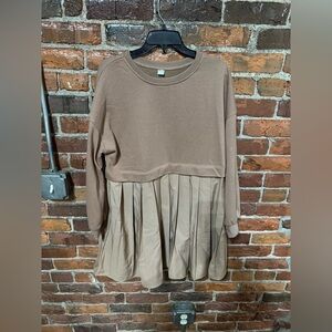 Chic Tan/Dusty Rose Long Sleeve Sweater Dress with Pleated Skirt Size Small